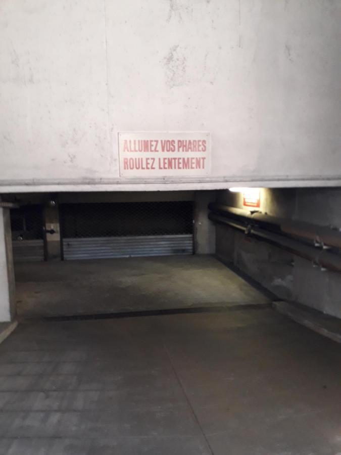 Appartement Hyper Centre Avec Garage Saint-Etienne  Eksteriør bilde